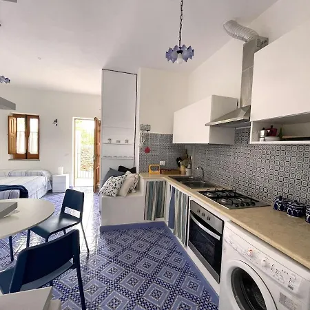 Casa A' Gnazia Santa Marina Salina